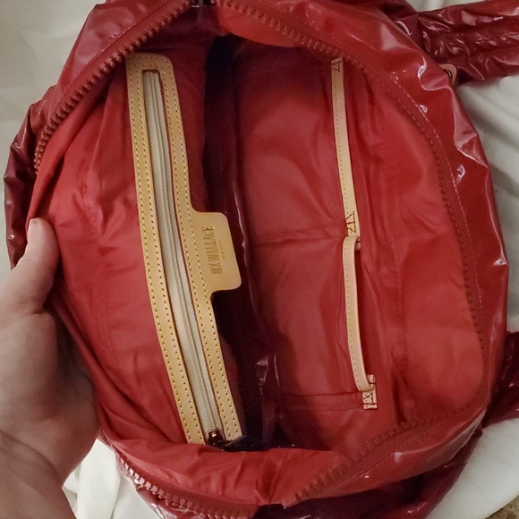 MZ Wallace Medium Sutton - Rare Red Lacquer (Rouge) – Excellent Condition - Picture 7 of 10